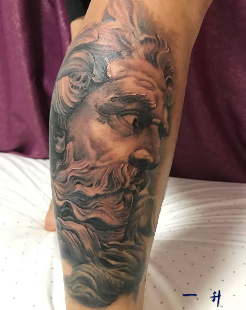 波塞东纹身图片_腿部欧美写实纹身图案