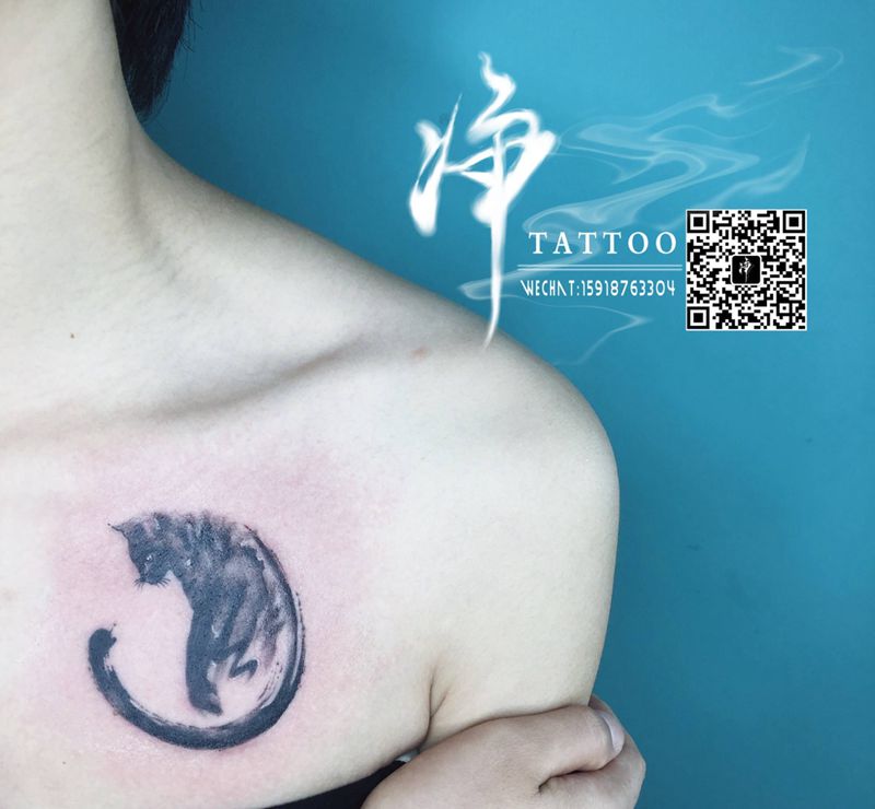 水墨猫纹身图片_成品肩部清新国画动物静物图腾纹身图案