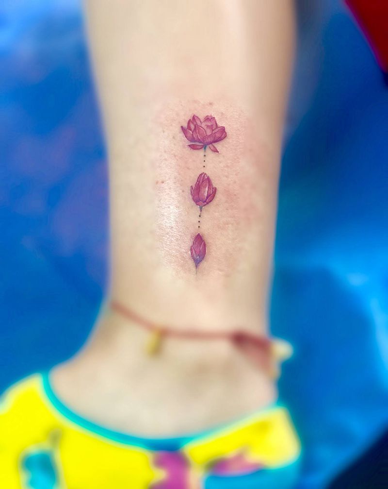 脚脖子小花纹身图片_水彩纹身图案