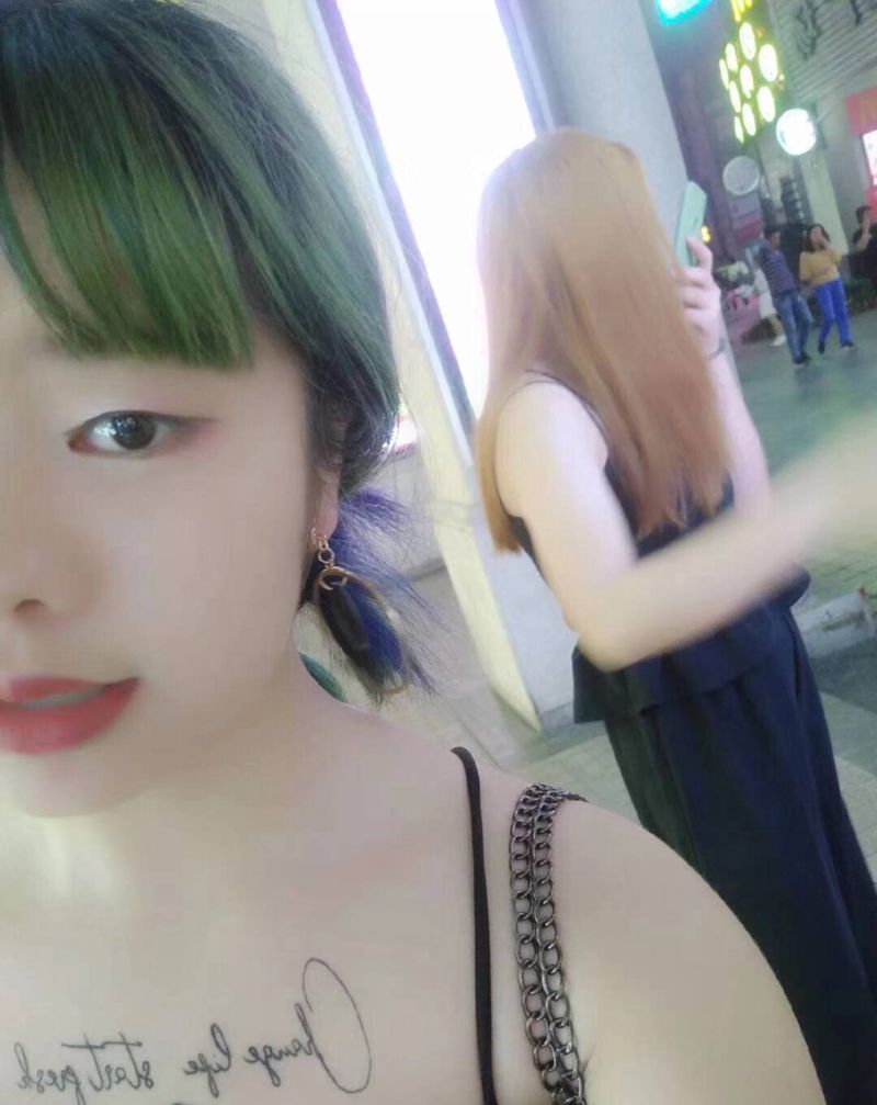 顾客纹身图片_胸部纹身图案