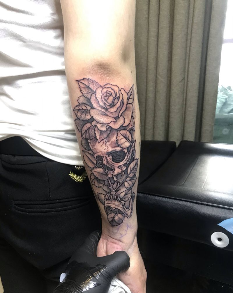 骷髅玫瑰纹身图片_欧美写实纹身图案