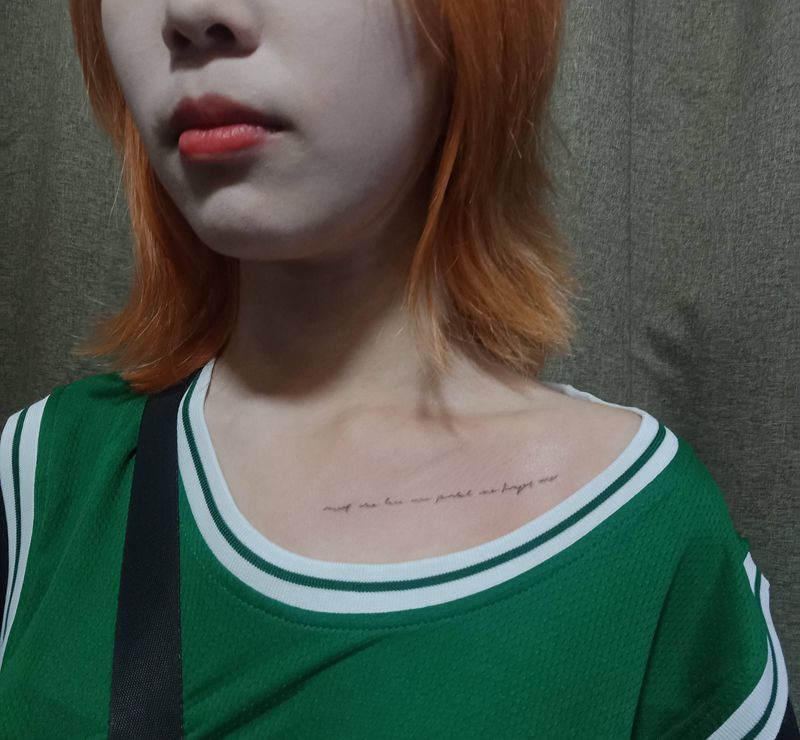 内容自己猜。小字母纹身图片_肩部老传统纹身图案