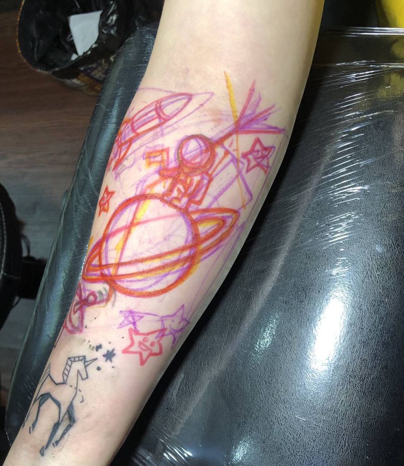 卡通外太空纹身图片_手臂纹身图案