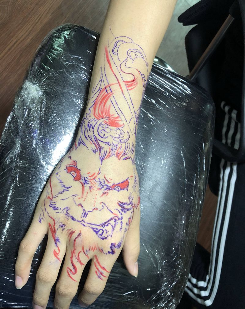 猴纹身图片_手臂手部纹身图案