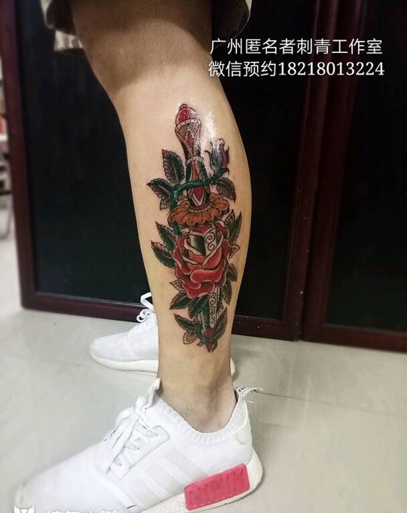 美式复古匕首纹身图片_腿部欧美静物图腾广州成品纹身图案