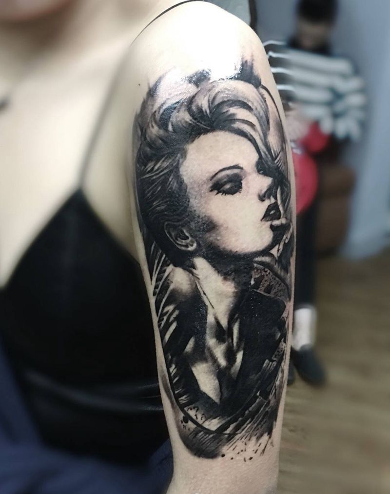 经典女角色纹身图片