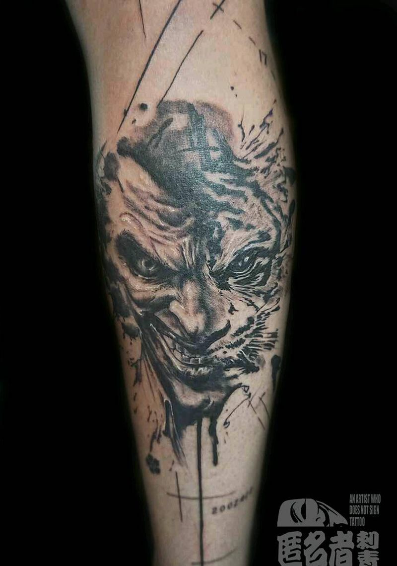 写实泼墨小丑老虎纹身图片_腿部肖像写实动物人物原创广州成品纹身图案