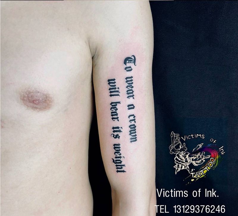 哥特纹身图片_成品手臂字符原创纹身图案