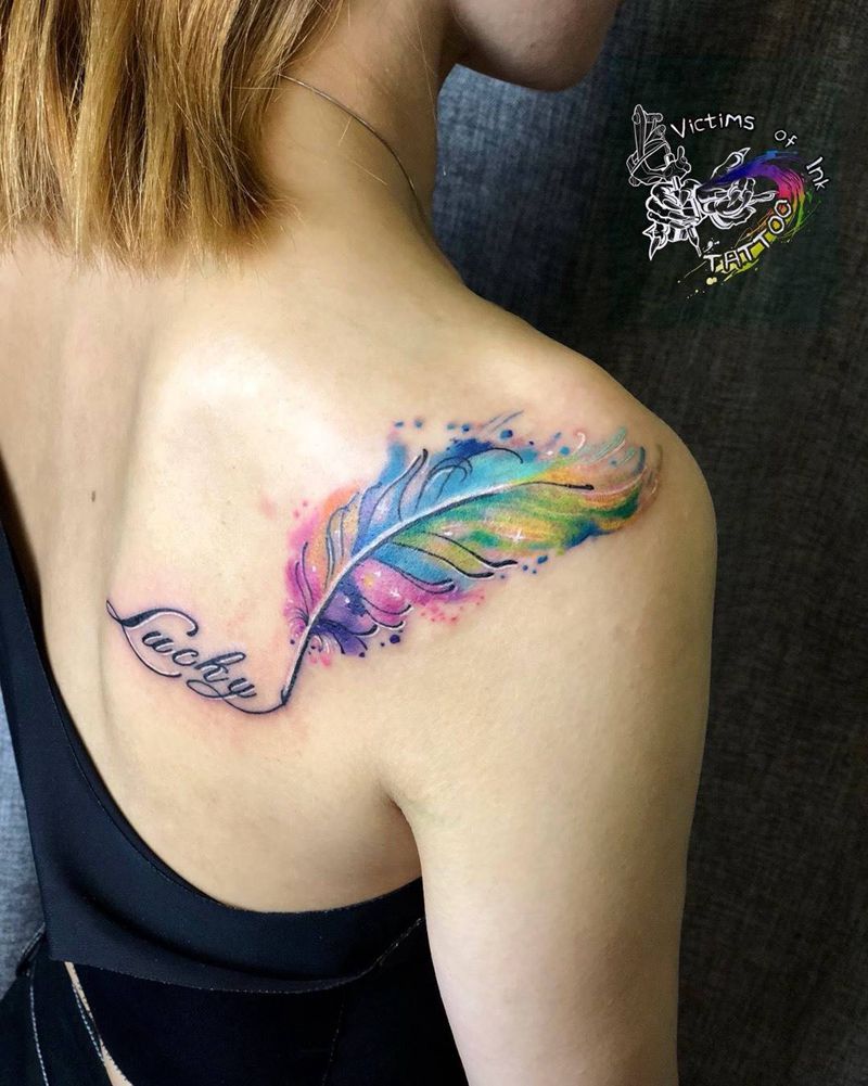 水彩羽毛纹身图片