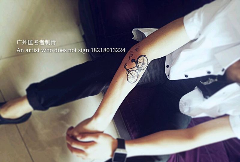 清新 写实 自行车纹身图片_手臂清新写实几何静物成品插画纹身图案