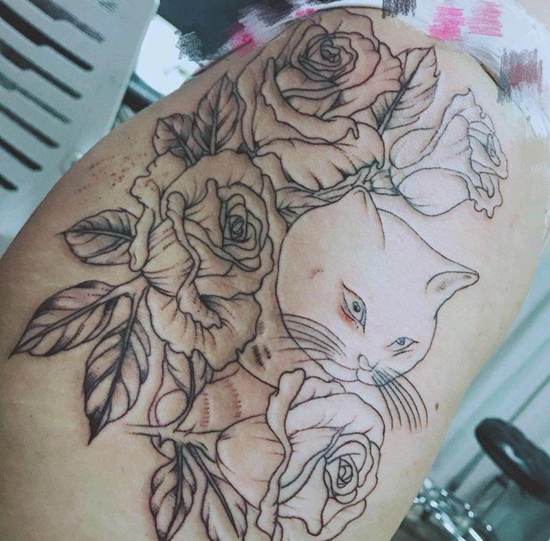 大美人，贼美贼美滴纹身图片_腿部清新动物植物成品手稿纹身图案