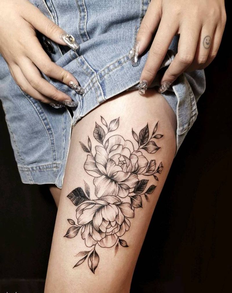 素花纹身图片_腿部纹身图案