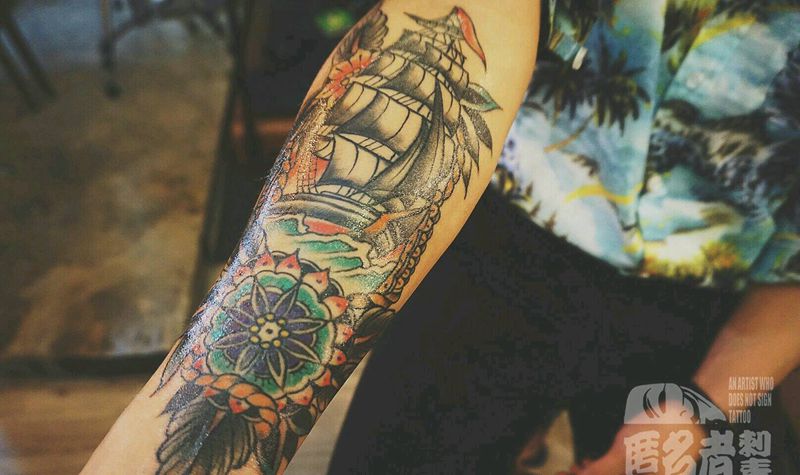 school帆船  回复后纹身图片_手臂欧美静物原创广州成品纹身图案