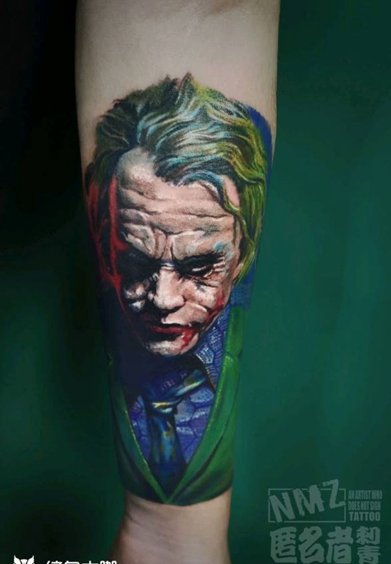 很多小丑纹身图片_手臂欧美写实小丑彩色小丑纹身图案