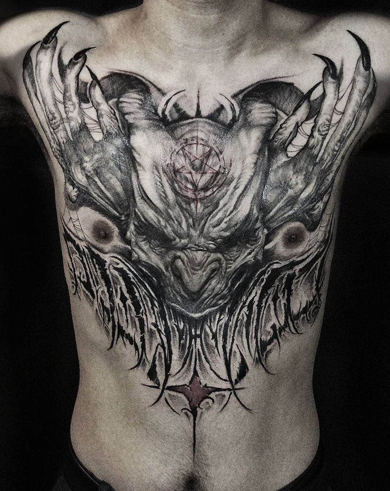 封印的撒旦纹身图片_腹部胸部欧美写实花体字暗黑撒旦花体字纹身图案