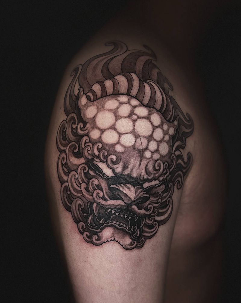 传统  唐狮头纹身图片_手臂新传统唐狮纹身图案