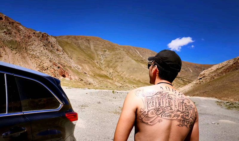 复古花体字纹身图片