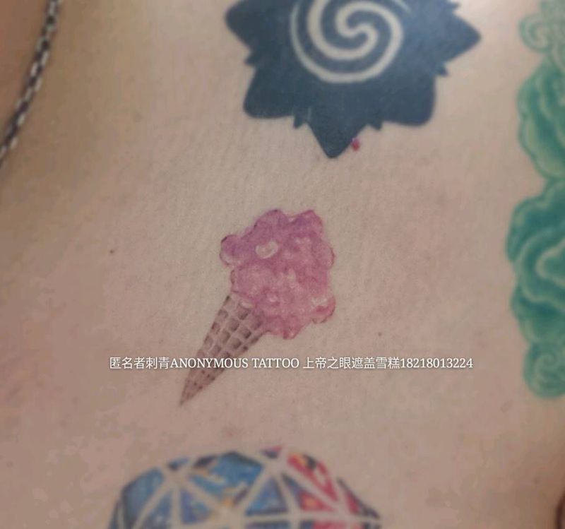 上帝之眼覆盖雪糕筒纹身图片_胸部欧美宗教成品手稿纹身图案