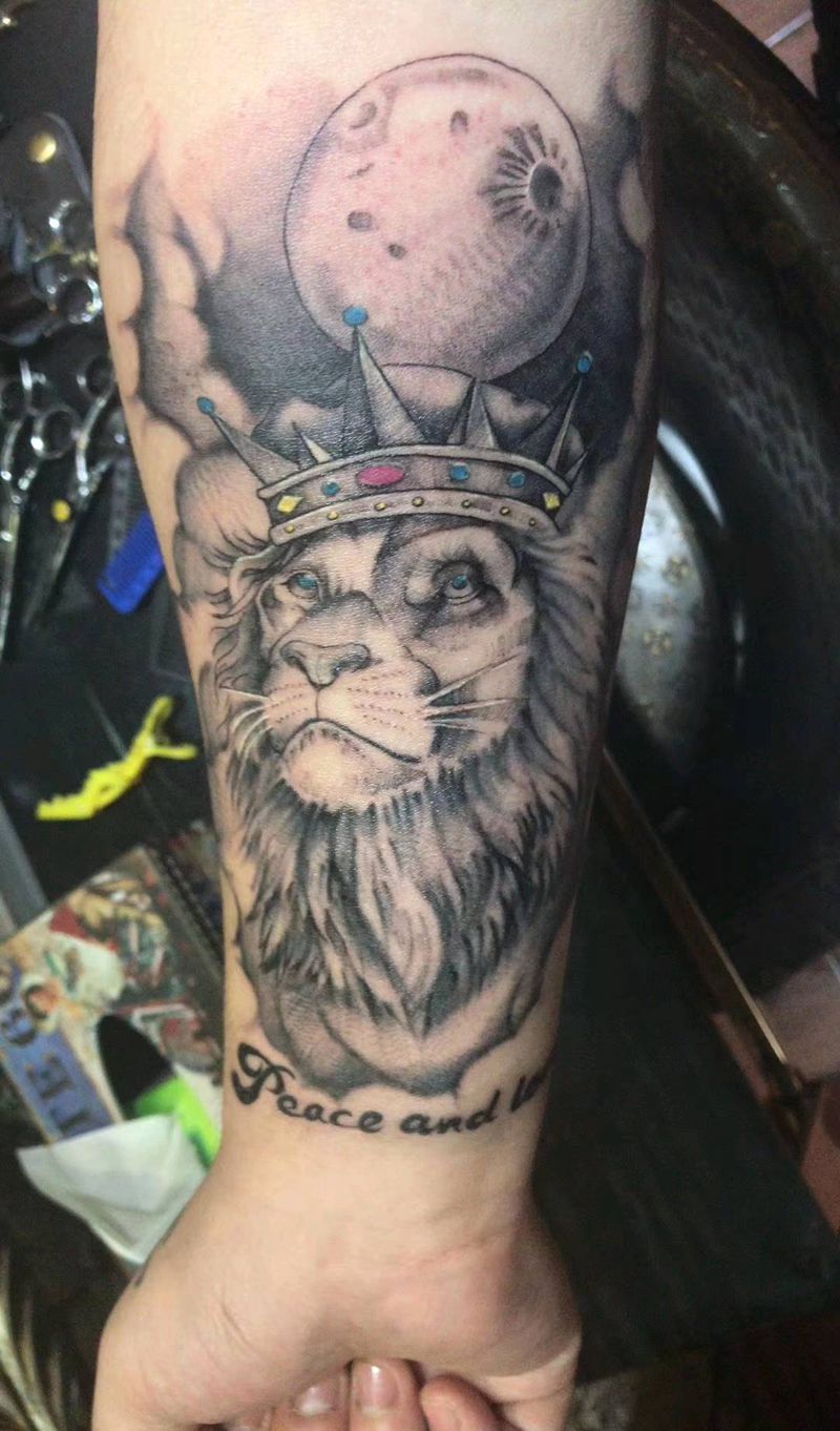 狮子纹身图片