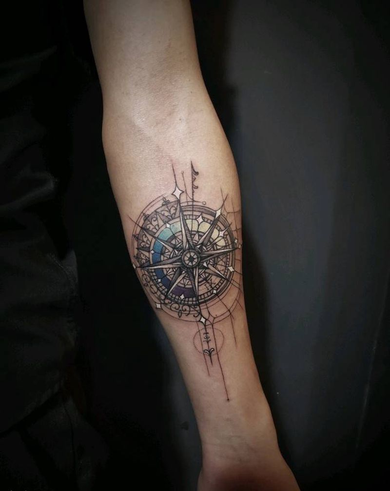指南针纹身图片_手部点刺水彩纹身图案