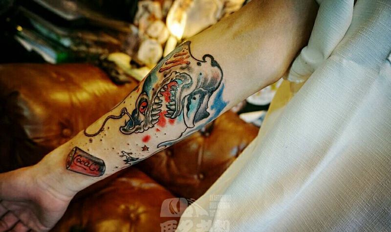 怪诞school纹身图片