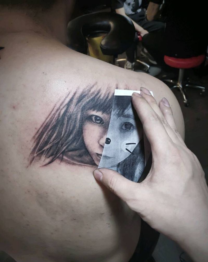 女朋友纹身图片_肩部欧美写实纹身图案