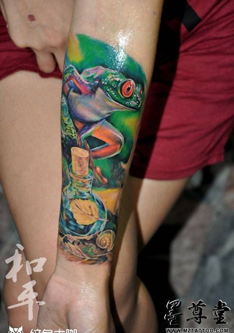 和平作品－青蛙纹身图片