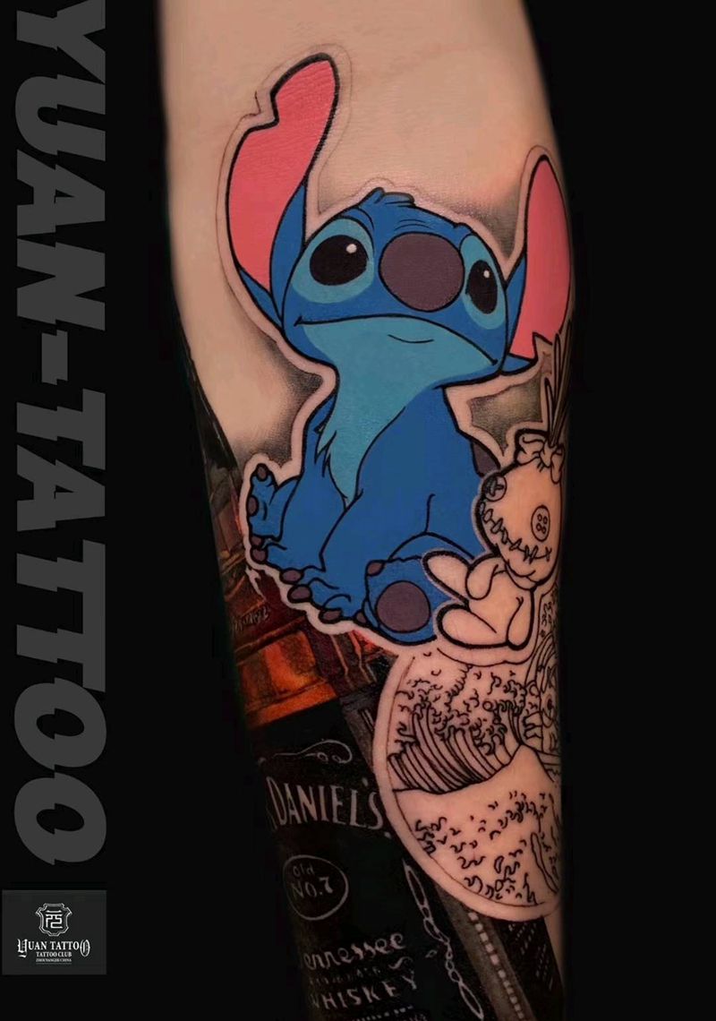 史迪仔约酒纹身图片_手臂手部水彩卡通纹身图案