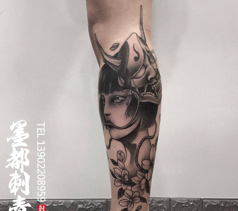 新式艺伎纹身图片_脚部腿部新传统艺伎纹身图案