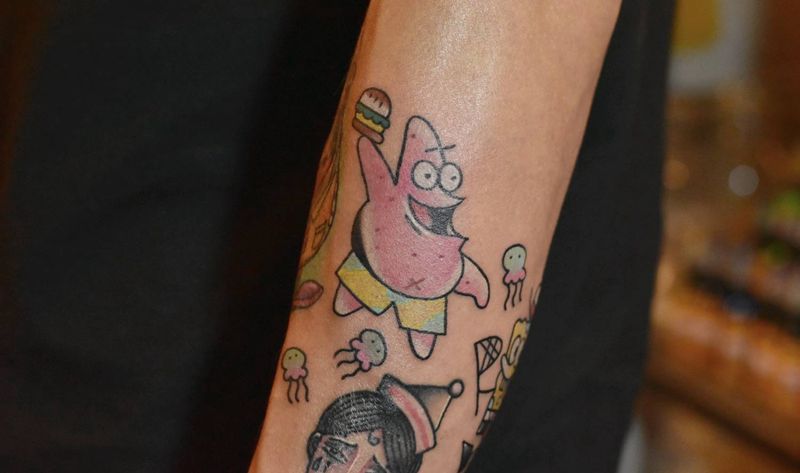 派大星纹身图片_手部Old School纹身图案