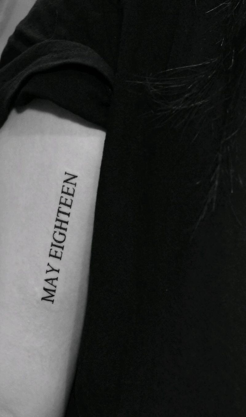 正楷小英文纹身图片_手臂纹身图案