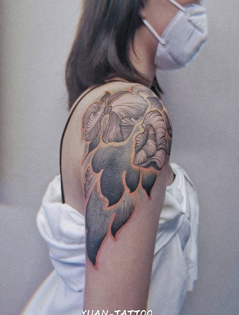 手绘遮盖作品纹身图片_肩部水彩水墨花纹身图案