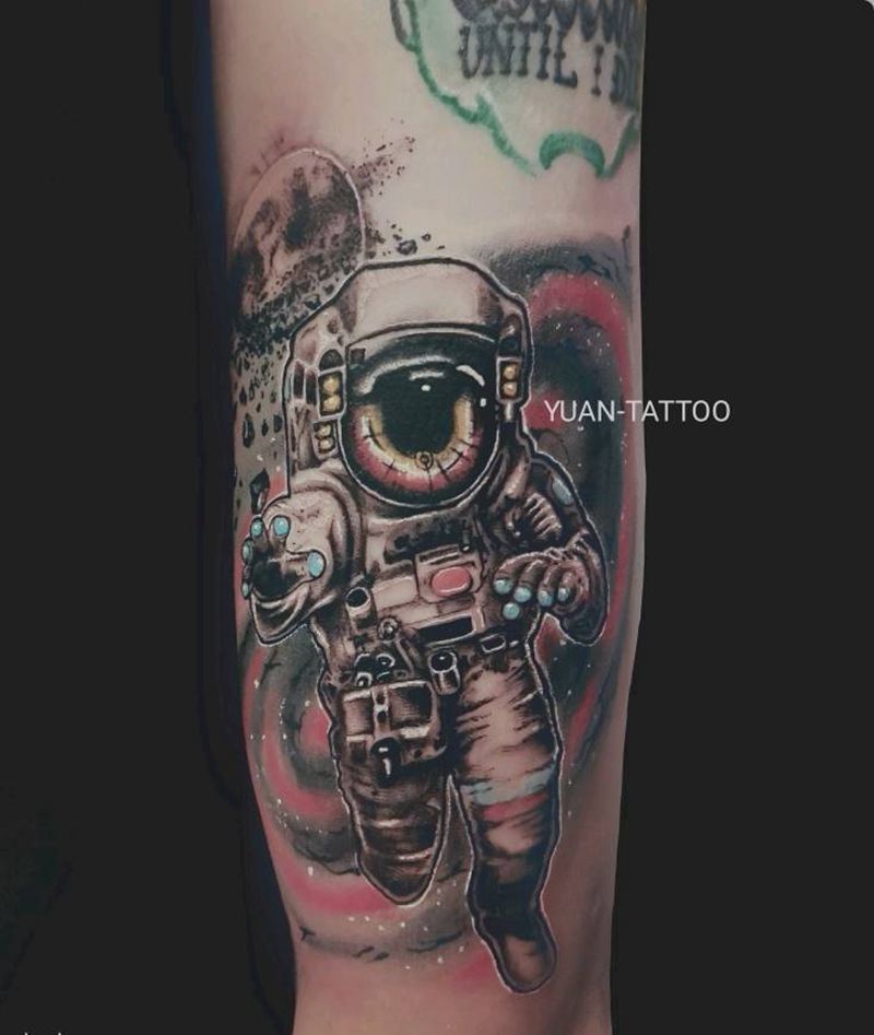 宇航员 星空 彩色 拼接纹身图片_手臂腿部欧美写实Old School纹身图案