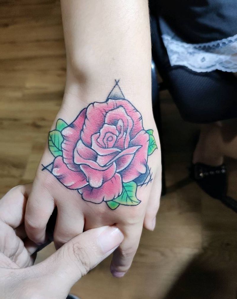 花纹身图片_手部纹身图案