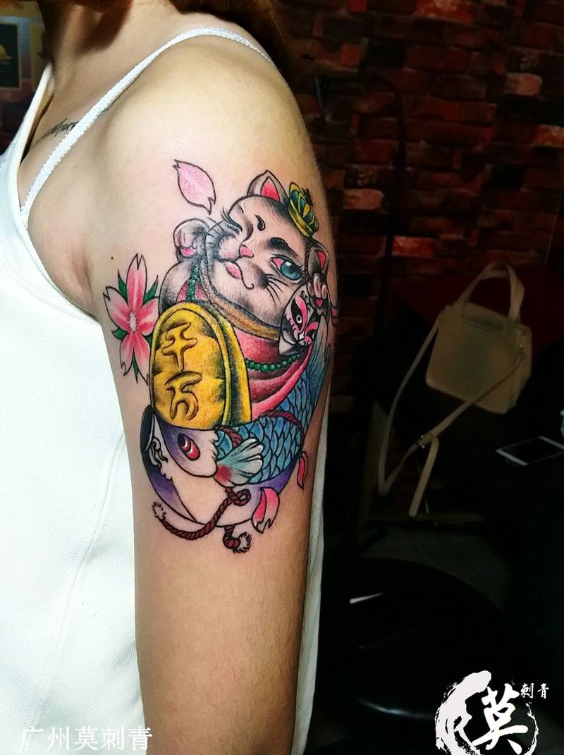 招财猫纹身图片_手臂New School新传统纹身图案