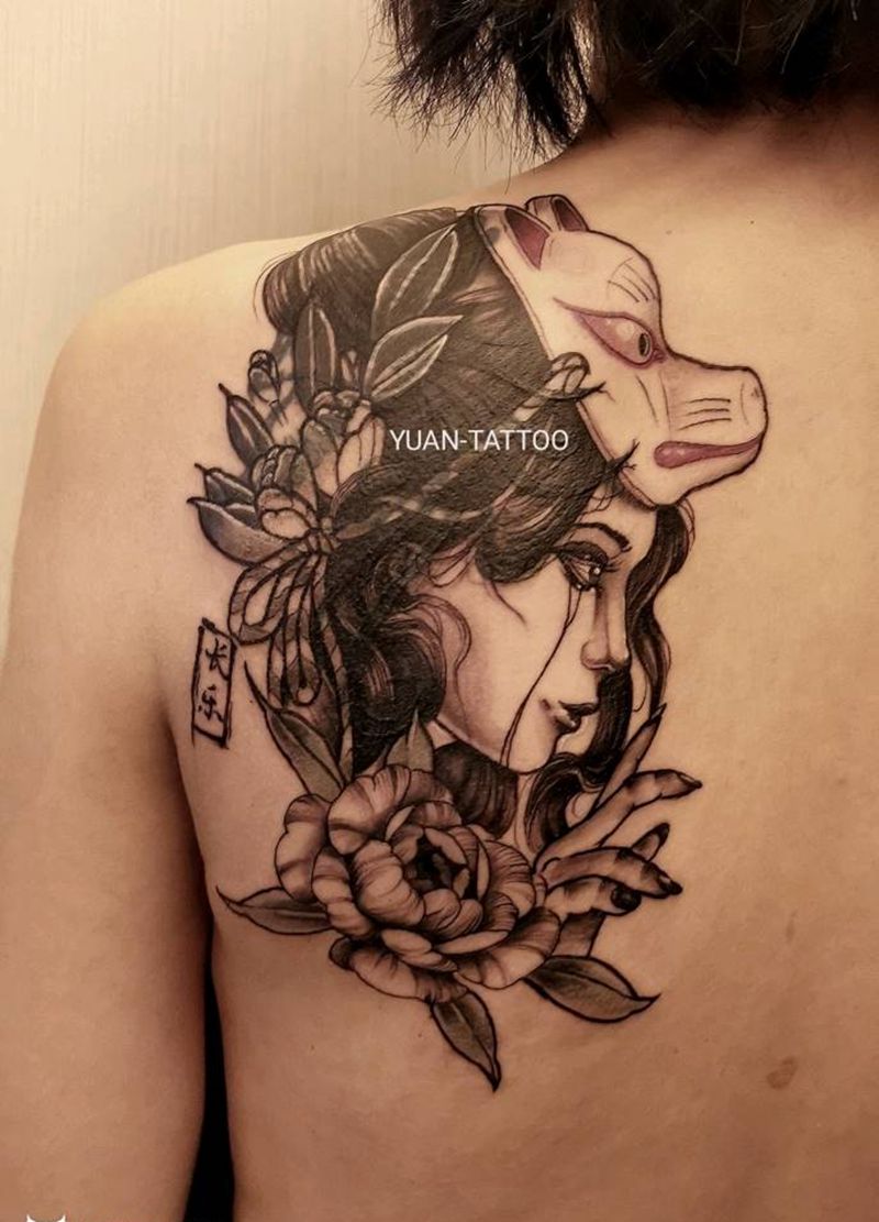 遮盖纹身图片_背部New School纹身图案