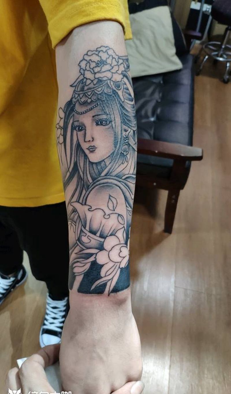 艺妓纹身图片_手臂老传统纹身图案