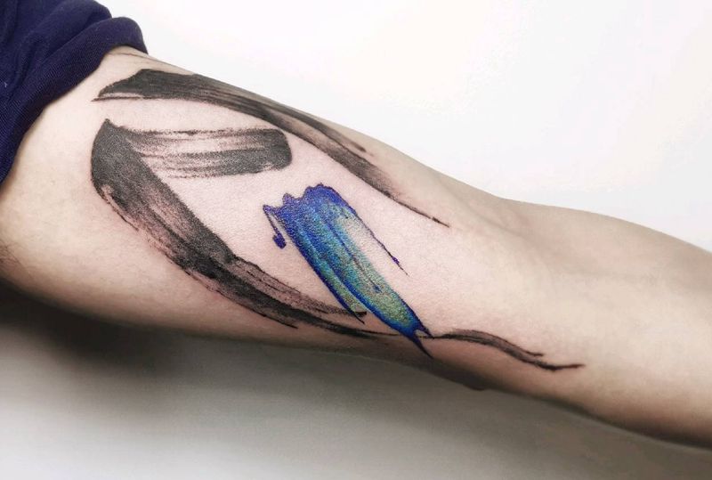 水墨纹身图片_手臂水墨纹身图案