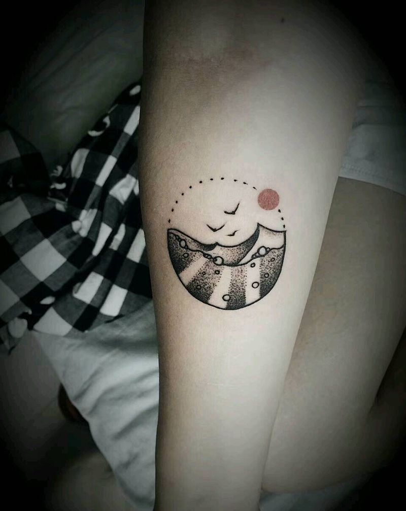 浪纹身图片_手臂手部清新几何原创成品纹身图案