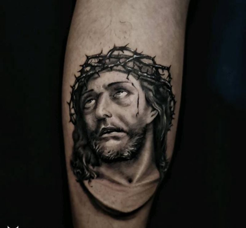 耶稣 雕像 石膏  荆棘纹身图片_腿部欧美写实纹身图案