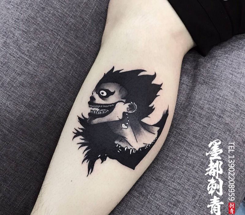 暗黑系琉克纹身图片_脚部腿部图腾暗黑系纹身图案