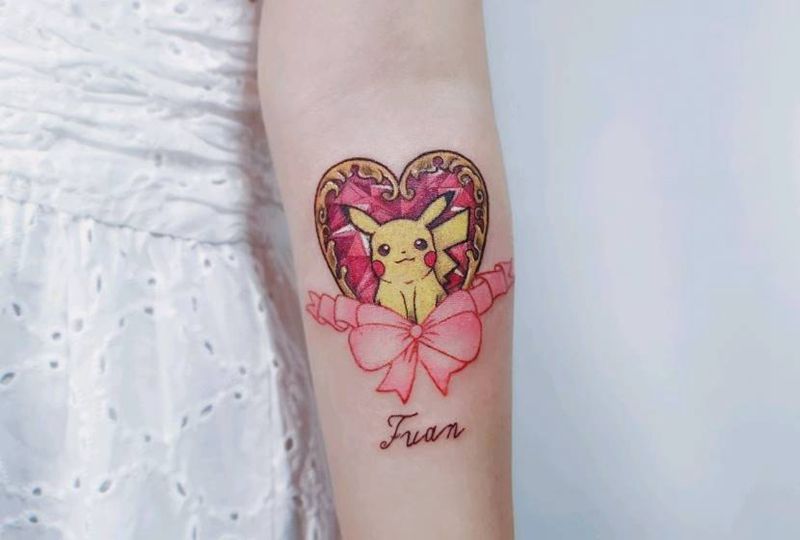 皮卡丘纹身图片_手臂宠物小精灵皮卡丘动漫纹身图案