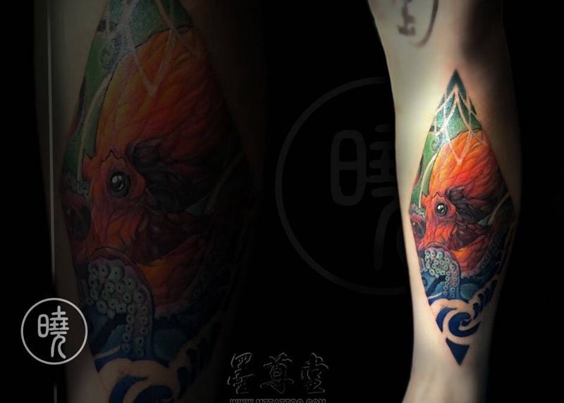 彩色小章鱼纹身图片