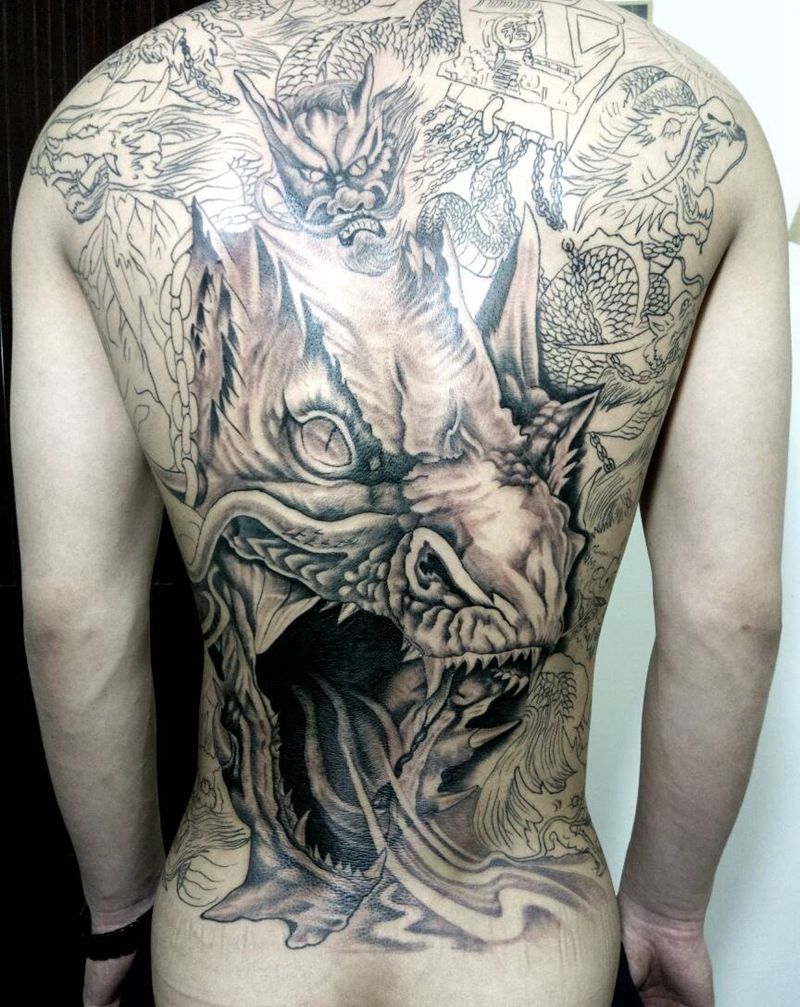 九龙拉棺未完纹身图片_肩部腰部背部欧美传统写实国画成品手稿插画纹身图案