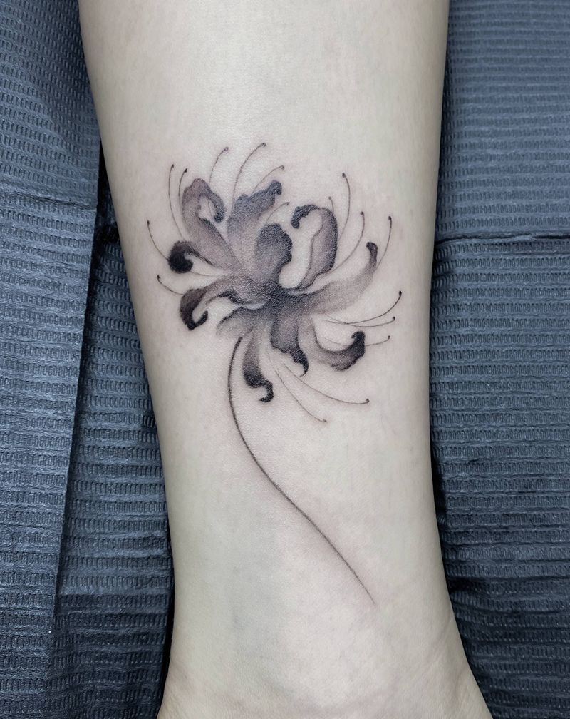 彼岸花纹身图片_腿部彼岸花插画纹身图案