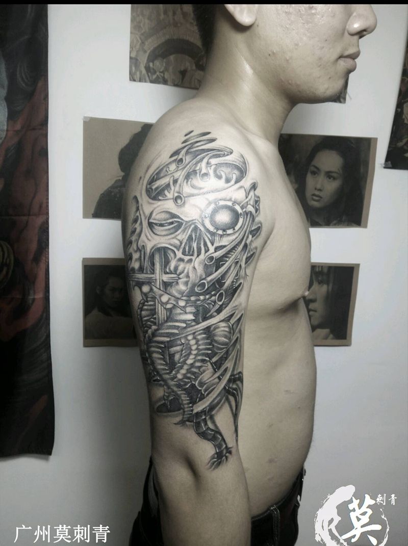 生化 大臂纹身图片_臀部手臂手部欧美传统肖像写实成品手稿插画纹身图案