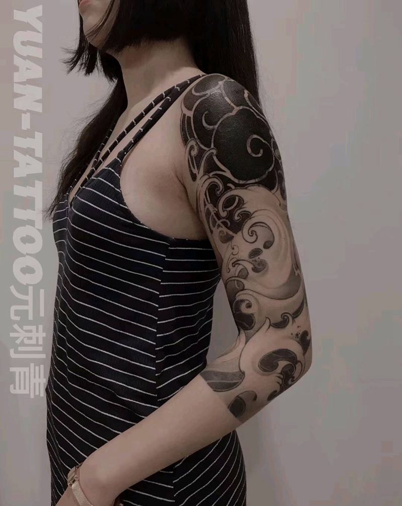 传统浪纹遮盖纹身图片_手臂纹身图案