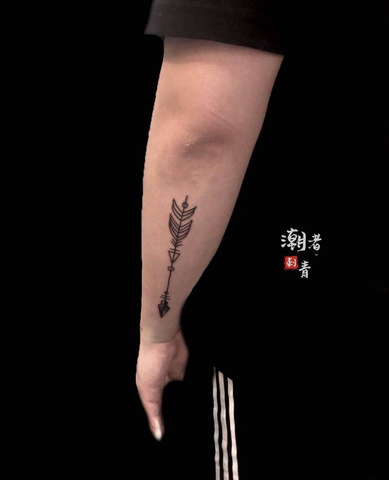 线条纹身图片_手臂纹身图案