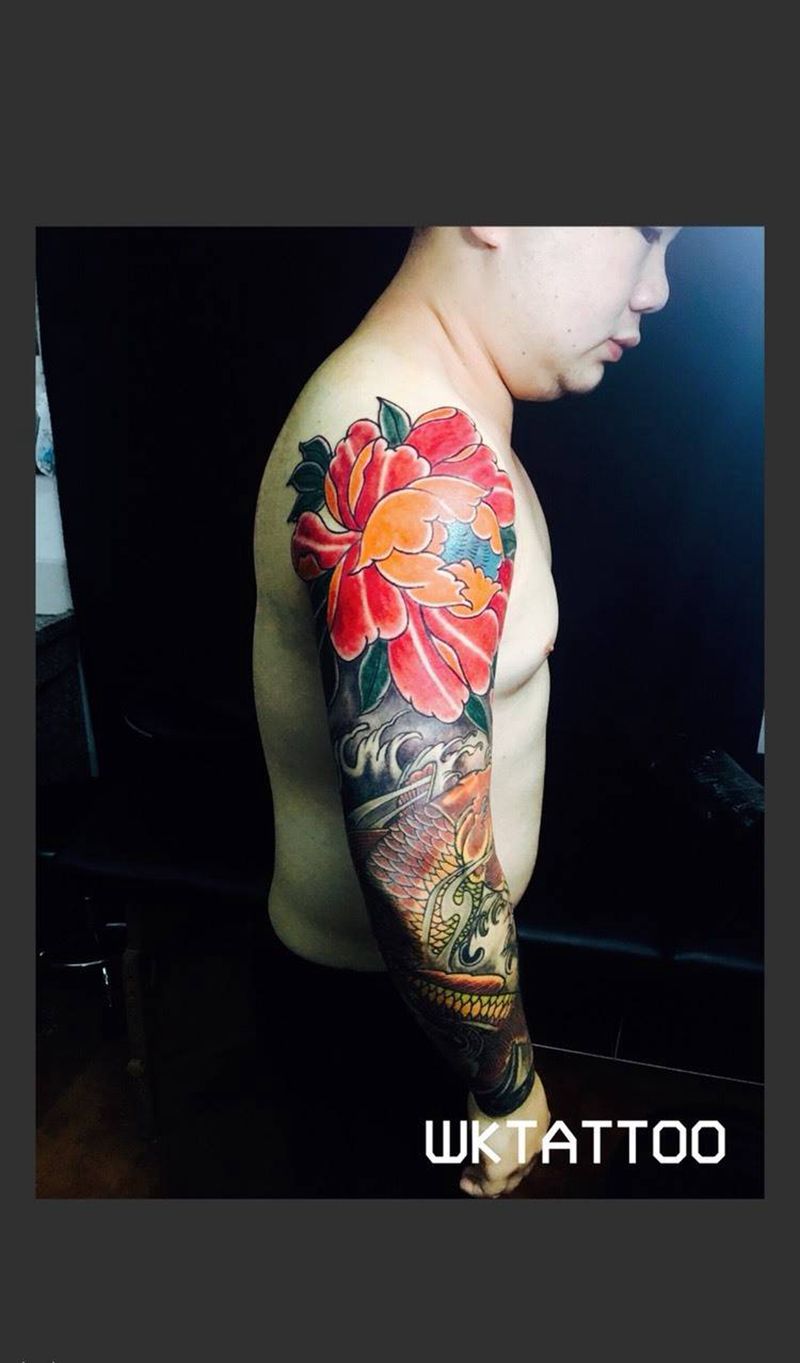 牡丹花臂纹身图片_原创传统动物植物手臂成品纹身图案