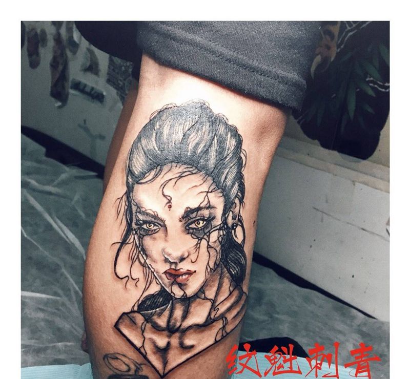 哥特风格纹身图片_成品欧美腿部人物纹身图案